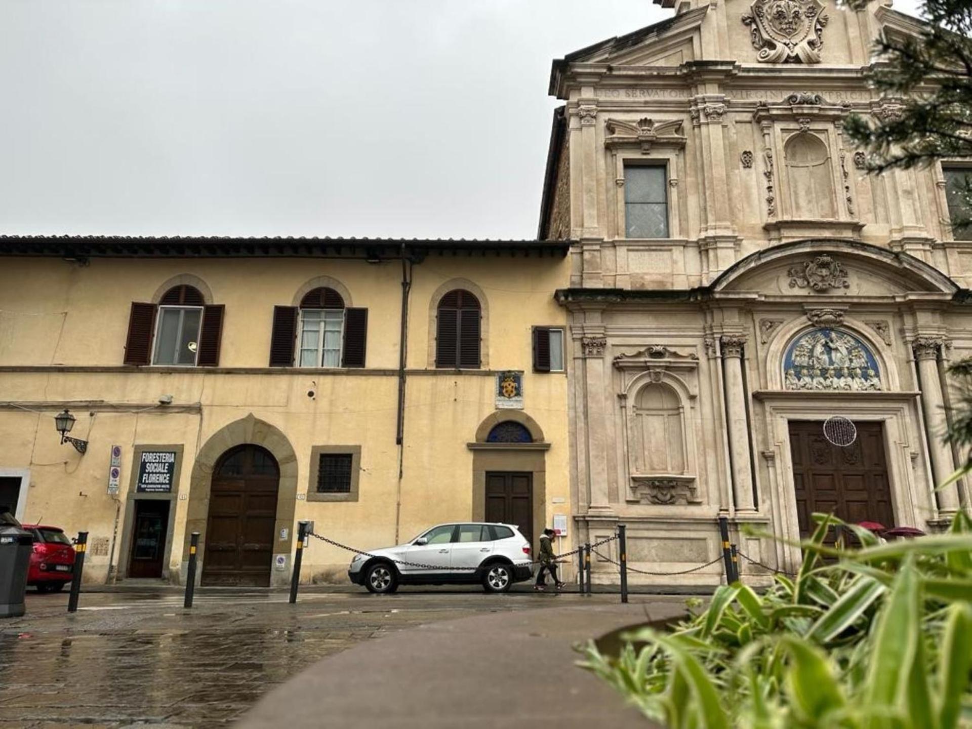 New Generation Hostel Florence Center Excellent Location The Right Alternative To Luxury Hotels A Few Steps From The Ponte Vecchio Surrounded By Restaurants And Clubs And Offers Opportunities For Shopping Free Wi-Fi Kitchen Garden Zewnętrze zdjęcie